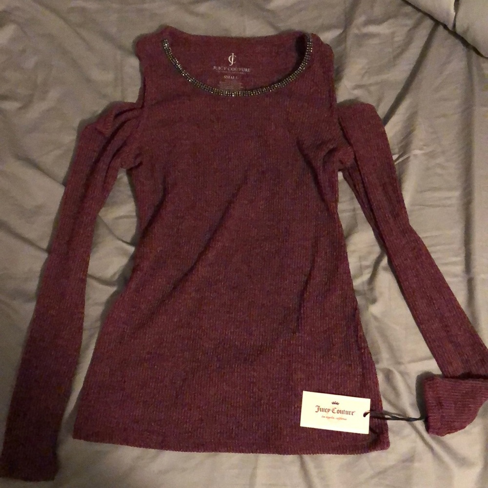 Maroon ring neck embellished Juicy Couture shirt